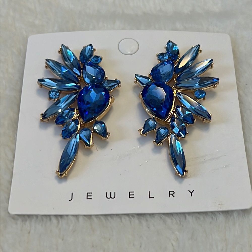 NEW Dramatic Blue Tone Jeweled Earrings